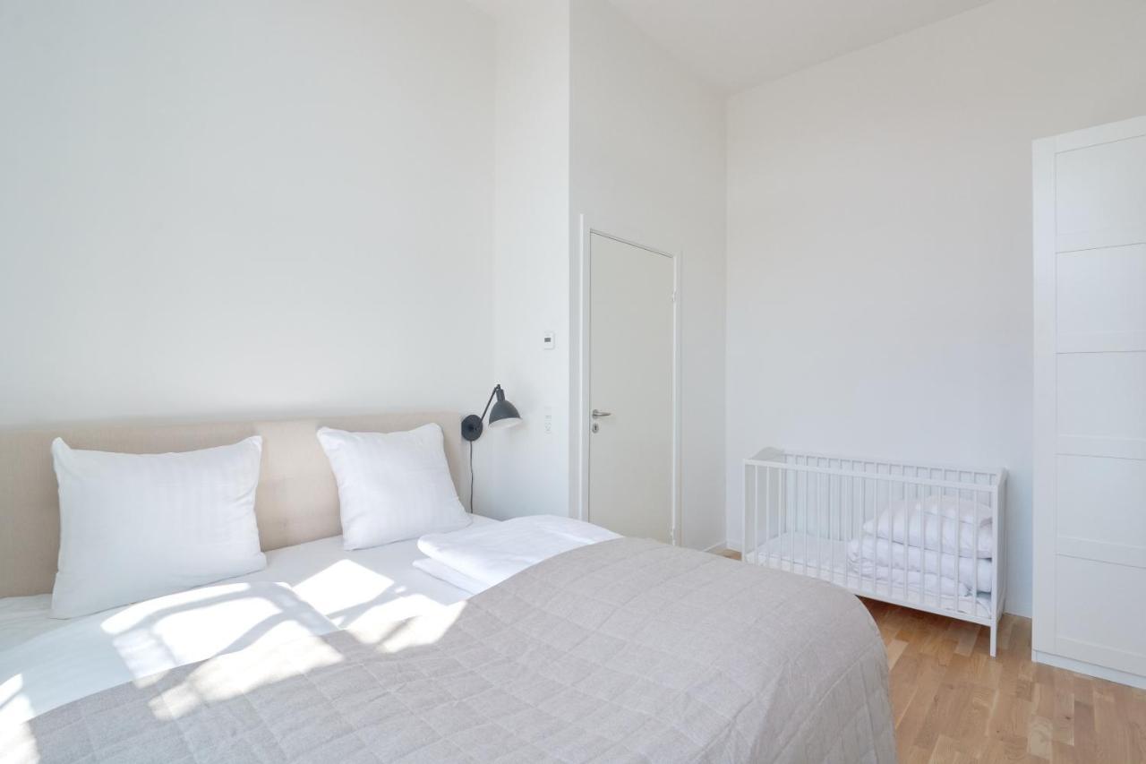 Cozy And Bright With Private Car Park Lejlighed *